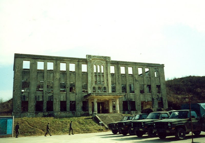 Soldier linguists at Kim Il Sungs former HQ