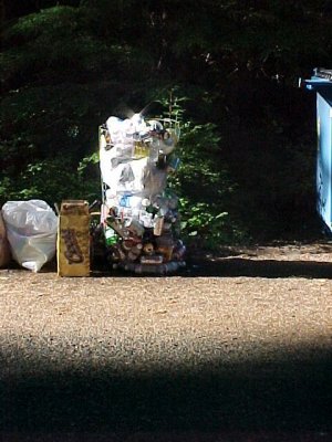 This aint our junk. Some party last night.