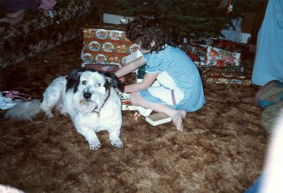 Luke and kelly with presents   '85