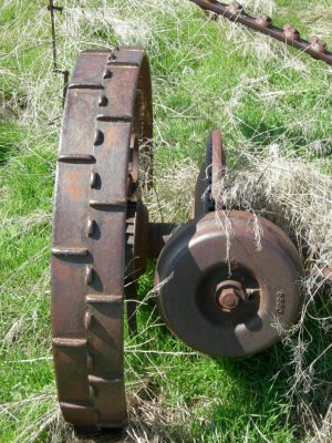 Hay mower wheel and gear box