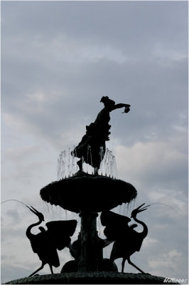 Crane Fountain