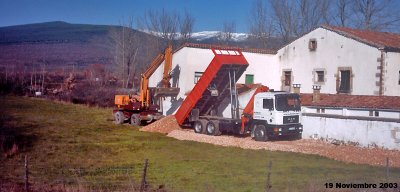 2003-11-19 Descarga de piedra.jpg