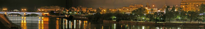 Puente de Triana y jardines del paseo Colon.jpg