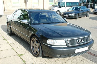 Audi A8 i DK