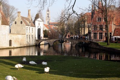 Brugge canals near the Beginjhof