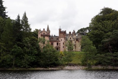 Nice house!, Caledonian Canal