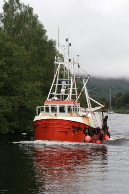 Trawler!, Caledonian Canal