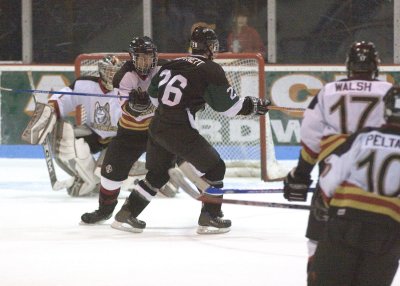 Taylor defends the slot.jpg