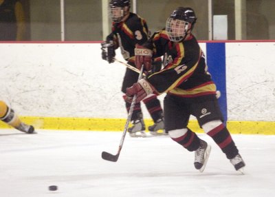Toomey moves the puck.jpg