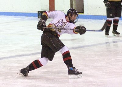 Schaller warms up.jpg