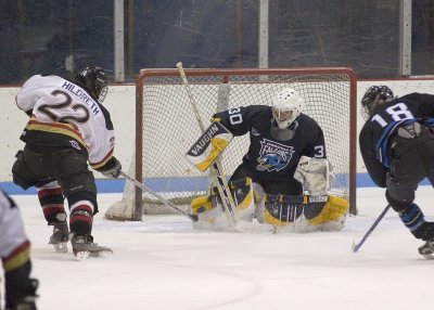 Hildreth shooting for the twine.jpg