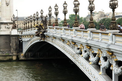Bridge to des Invalides