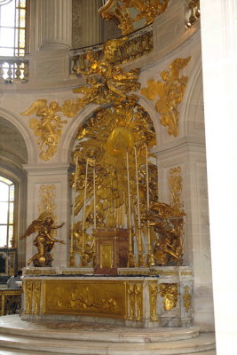 Golden altar in the Chapel