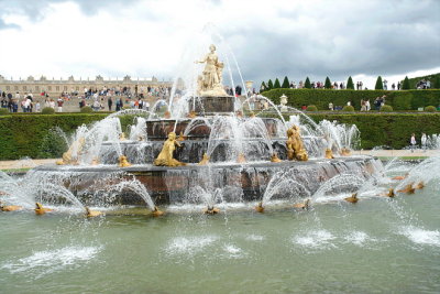 More fountain show
