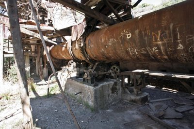 Ball Mill Feeding the Furnace