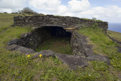Stone hut with roof, Orongo.