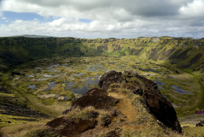 Orongo crater.