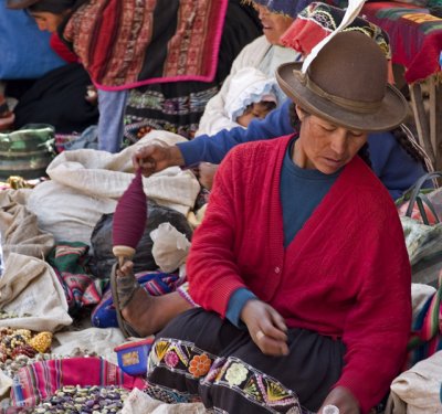 Pisac market.