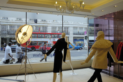 Aquascutum of London
