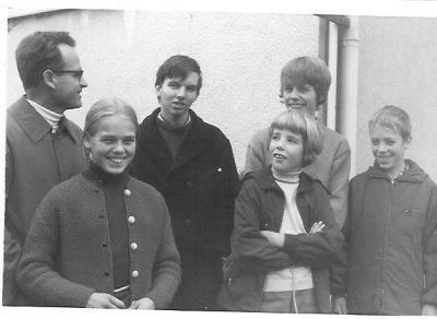 16 - with Preuschhofs  -  1971.jpg