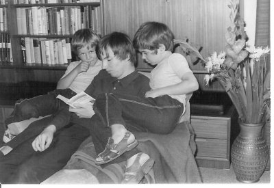 21 - reading to children in Bad Segeberg  -  1972.jpg