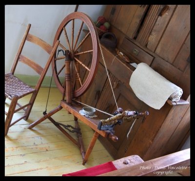 1878 Spinning Wheel ... in every house !