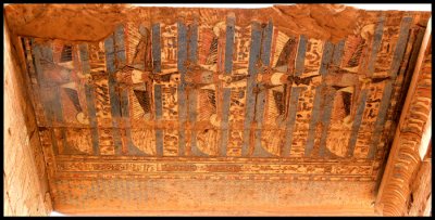 Fresh painted .. only 2200 years ago !