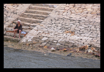 #1 ....   that poor man wawnt to wash herself .. but tourists are always there to look at him !