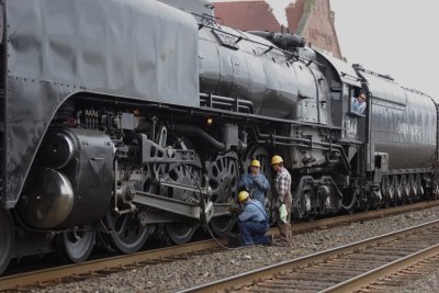 UP 844 being greased at Chehalis, WA depot