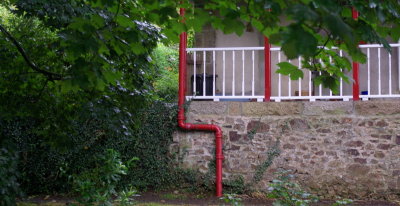 Red pipes