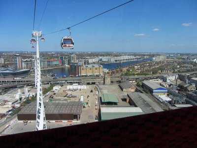cable car across to royal victoria dock