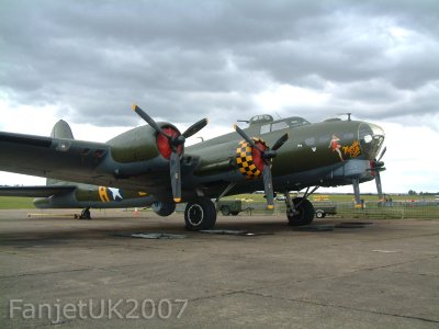 Boeing B-17G Flying Fortress  124485