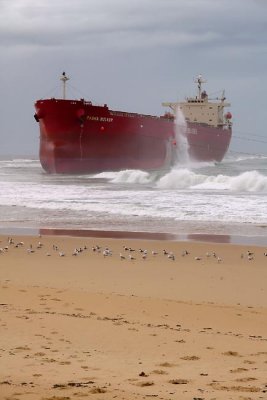stranded ship, Newcastle Beach