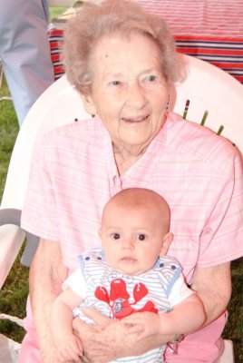 Great Great Auntie Helen & Danny July 4 2007