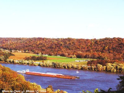Fall on the Ohio River \ Madison, Indiana (USA)