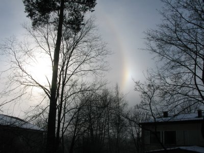 Such a halo circle round the sun means changing weather - in this case rain..