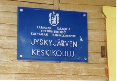 A signboard in Finnish, Jyskyjrvi intermediate school