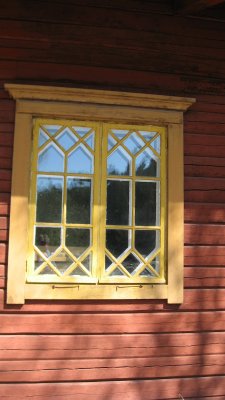 A window in Langinkoski Imperial Fishing Lodge