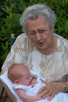 Lola Mackenzie and her Great Grand Aunt Bette