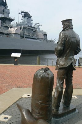 Lone Sailor statue, Norfolk VA