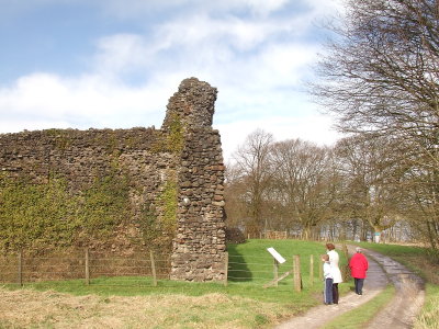 Lochmaben Castle,to show how high are the remains.
