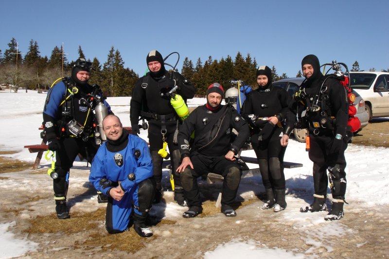 The dive crew Feb 25, 2007