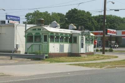 WATERBURY DINER 053107.JPG