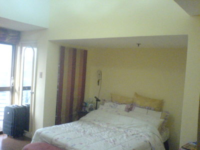 condo bedroom.JPG