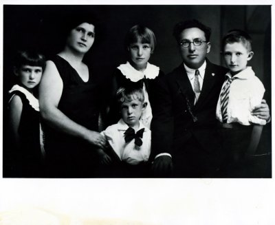 The Sperling Family: my grandparents with Alisa, Ben-ami, Aviva, and Joseph. Taken in Jerusalem around 1930.