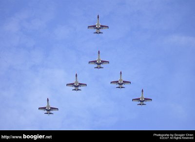 ¡i¤¤µØ¥Á°êªÅ­x¹pªê¯S§Þ¤p²Õ¡j / Thunder Tiger Aerobatic Team Of ROC Airforce