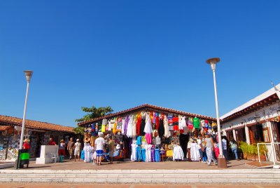 A colorful Mexican market