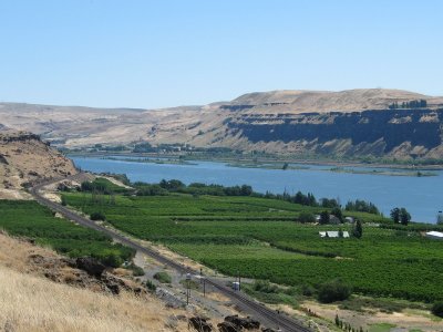 The Mightly Columbia River