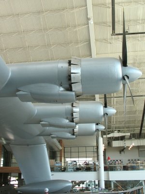 Fourth Engine on Port Wing is Unseen Above