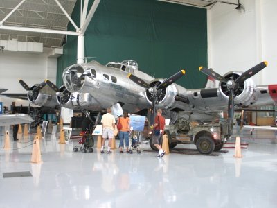 Boeing B-17G Flying Fortress (1945)